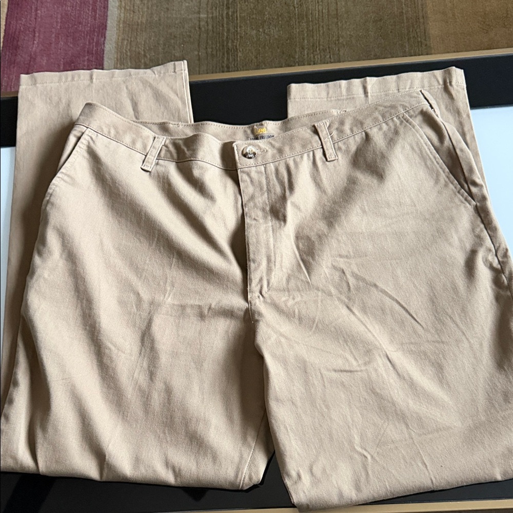 Lee Classic Tan Men's Pants